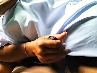 indo schoolgirl practicing her blowjob skills