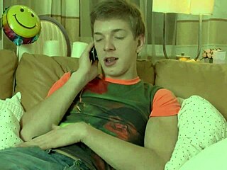 Raw amateur couple college doggystyle cumshot fuck