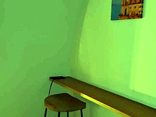 prendi in bocca la mia sborra e ingoia tutto asmr male!!