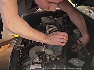 tes au travail no halloween video worry here's the clip