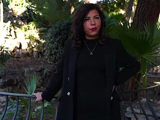 Gwen's Petite French Milf Ass Craves Anal in Lingerie