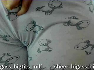 Big clit cameltoe milf spreads puffy wet pussy lips in homemade pajama tease.