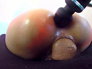 Whoa, new stepmom's stunning body rides cowgirl on family cock!