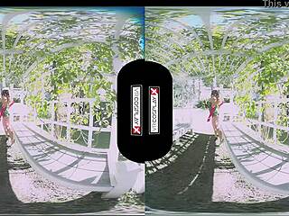 Poison Ivy XXX Cosplay VR - Evil Redhead's Pussy Gets Garage-Smashed Hardcore!