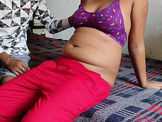 😍 bengali maid bhabhi fingers pussy for college boy! 🔥
