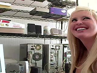 oh man... andi anderson's classic handjob unloads monster cumshot pov