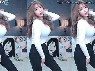 korean babe jeehyeoun dances tight white top hot!