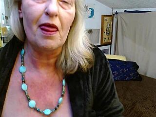 i'm cumming hard all over dawnskye1962's dirty garage sex toy!