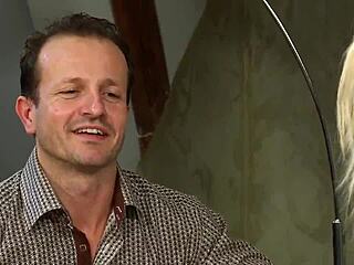 MODEL REVEALS natural TITS for cash