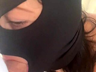 Milfycalla's Curvy Milf Seduces Helpful Neighbor For Deepthroat Fuck