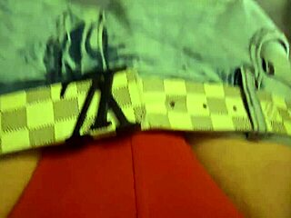 candid bbw sandra gets freaky licking old friend's pussy in hidden homemade fun