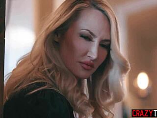 Wet Teen Indica Monroe Caught By Kendra James Who Licks Pussy