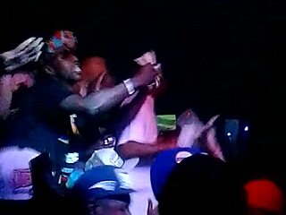 curvy babe shakes fat ass hard in alabama gump