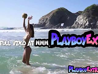 flexible latina carolina reyes poses nude on beach