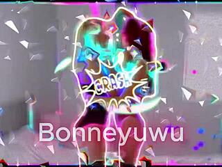 bonneyuwu shakes tight argentinian teen ass in hot twerk