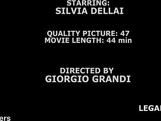 Silvia Della’s Balls-Deep Anal DAP Ends in ATM Swallow