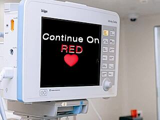 patient teen ebony sucks doctor's big black cock in hospital then creampied