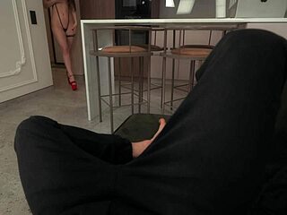 Wtf Intense Fingering Makes Teen Squirt Before Creampie!