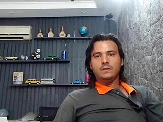 Soloboy's Outdoor Masturbation Hits Emotional Peak at 38 Strokes!