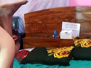 Chubby Beauty Hanif And Sumona Take Mmf Threesome Creampie