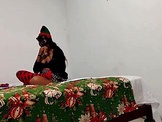 curvy latina cousin in lingerie fucks huge pussy with vibrator first time