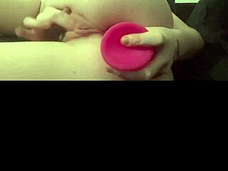 my horny british slut girlfriend blows my mind