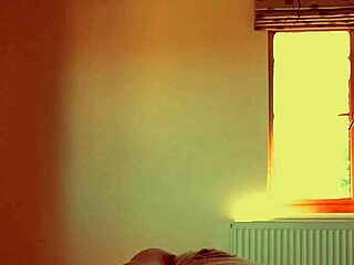 Hot British Milf Lilithalgol Squirts Pussy Solo!