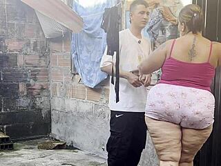 starken fick macht latina chia stöhnen sperma im mund schlucken