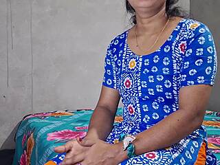 EX-HOTWIFE Hardcore DOGGY Pound in Hindi!