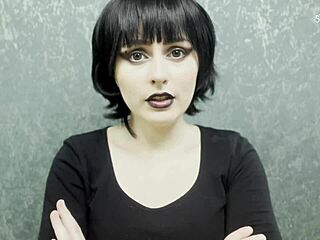 Goth Mavis Dracula Begs Fuck Her Pussy Cum Feet!