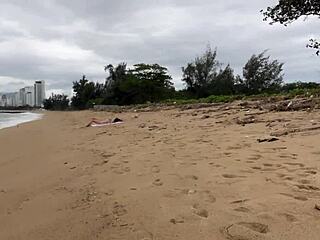 hottie flashes tits on beach and takes my public cumshot