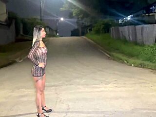 wife flashes on street i fuck her she squirts twice 😍💦