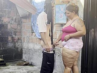 starken fick macht latina chia stöhnen sperma im mund schlucken