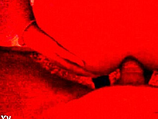 cinthya's hungarian ass gapes from amateur anal!