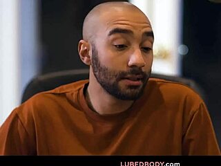 Mocha Menage's Oiled Nuru Massage Licks Relieve Oliver's Stress