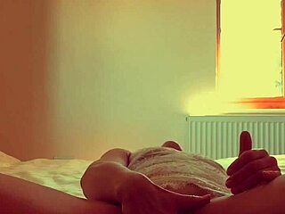 Hot British Milf Lilithalgol Squirts Pussy Solo!