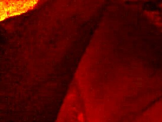 cinthya's hungarian ass gapes from amateur anal!