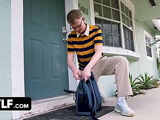 nerdy neighbor pounds bombshell milf elisa bethann's fake tits cowgirl