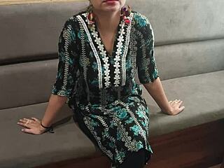 jija ji your saali's sexy body seduced you into fucking pussy and ass