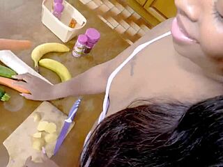 Paris and Terry's Kitchen Heat Ebony Ivory Veggie Fuck Mix