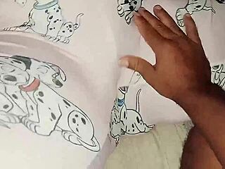 meio irmao made his meia irma squirt in pajamas homemade wet pussy fun