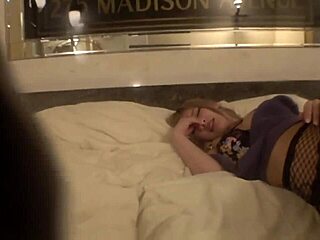 Paid College Girl Fujisaki Sara 18 Lets Stranger Creampie Her Curvy Ass in Hotel!