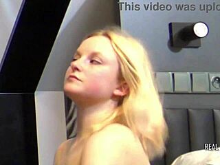 julia's first rimjob, lick that ass deep now!