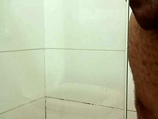 Watching My Skinny Wife Masturbate Rough Gets Me Hard!