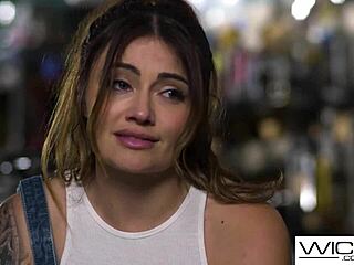 Jewelz Blu Giselle Blanco's scandalous threesome blowbang!