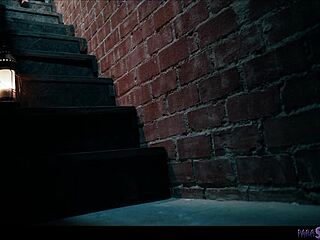 Horny Lesbians Cage Fuck Hardcore With Titsucking Pussy Licking Squirting!