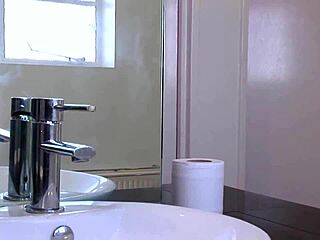 Wanna watch us lick shaved pussies in the bar bathroom?