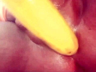 Desi bhabhi heads to bathroom for bath but ends up fucked hard