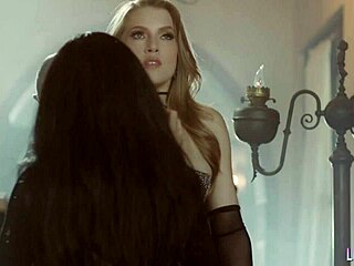 i capture octavia red's muscular bodybuilder tits pussy ride intimately