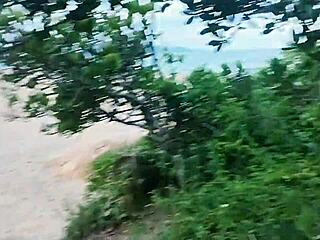 Gostosa Begs Stranger for Repellent on Beach, Ends with Facial Cumshot!